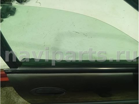 Стекло двери передней правой Renault Laguna, 1998 г., арт. 98836465