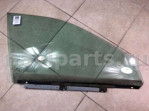 Стекло двери передней правой Renault Laguna, 1996 г., арт. B30024029
