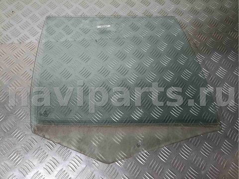Стекло двери задней правой Volkswagen Golf, 1998 г., арт. 012347