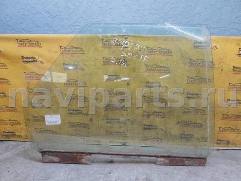 Стекло двери задней правой Renault Safrane рестайлинг, 1996 г., арт. 62368
