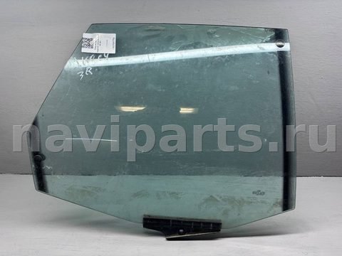 Стекло двери задней правой Audi 80 B3, 1990 г., OEM 893845026, арт. B93701770