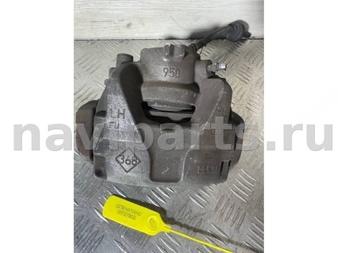 Суппорт передний левый Renault Duster, 2015 г., арт. B1727802