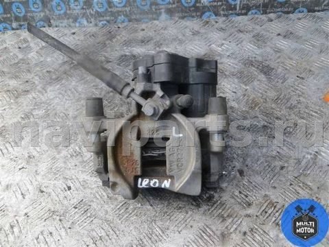 Суппорт задний левый Seat Leon, 2019 г., OEM 5Q0615405, арт. 00075695