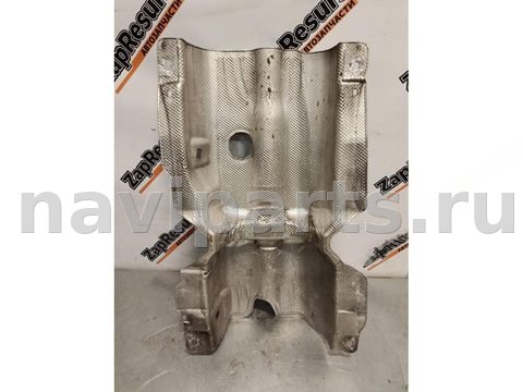 Тепловой экран глушителя Volkswagen Taos, 2023 г., OEM 5Q0825613, арт. 26176527