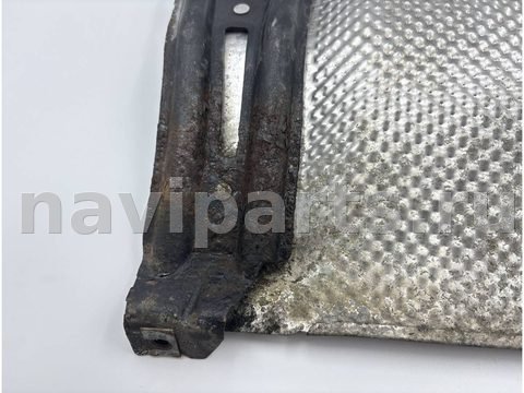 Тепловой экран глушителя Mercedes E W212, 2014 г., OEM A2126800122, арт. 566, фото 2