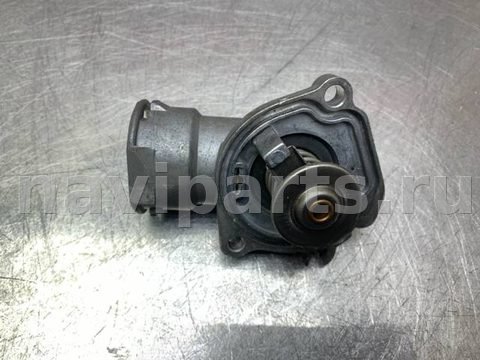Термостат Mercedes C W204, 2009 г., OEM A6422000215, арт. 78101