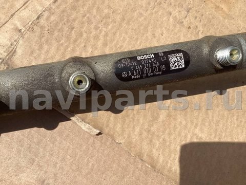 Топливная рампа Mercedes C W203, 2002 г., OEM 6110700395, арт. 33210193, фото 2