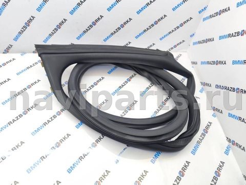 Новое Porsche Taycan, 2022 г., OEM 9J0831721, арт. 29-17-111