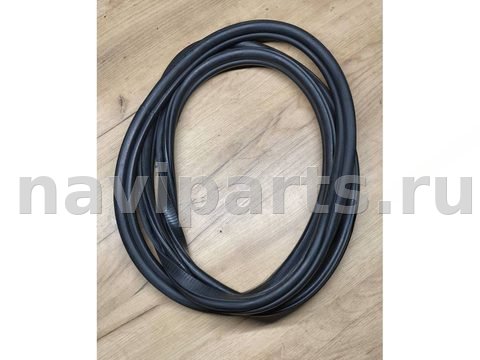 Уплотнитель BMW X5 G05, 2021 г., OEM 7428696, арт. 303-389