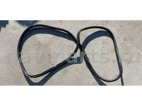 Уплотнитель BMW 2 F45/F46, 2017 г., OEM 7316818, арт. 303-472