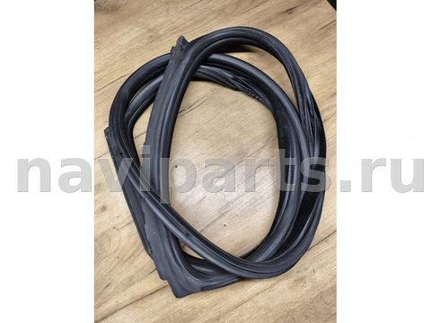 Уплотнитель BMW 5 F10/F11/GT F07, 2013 г., OEM 7196390, арт. 303-541