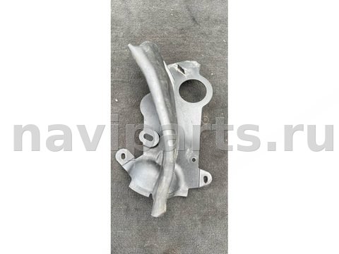 Новое BMW M8, 2020 г., OEM 7349602, арт. 590-228
