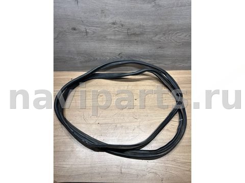 Уплотнитель багажника Mercedes E W211, 2005 г., арт. 15970
