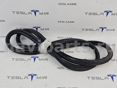 Уплотнитель багажника Tesla Model, 2024 г., OEM 172856400, арт. 35508