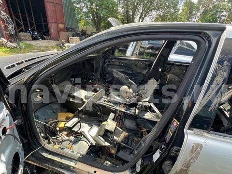 Уплотнитель двери передней левой Mercedes S W220, 2004 г., арт. 22406
