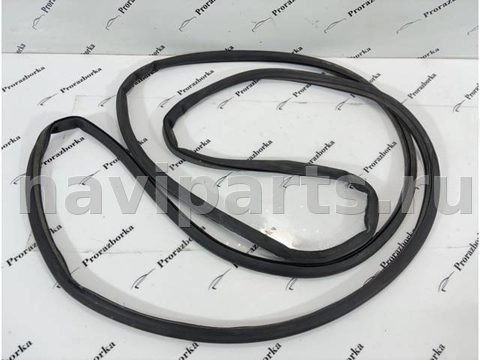 Уплотнитель двери передней левой Volvo XC90 LA4, 2018 г., OEM 31457673, арт. 4593