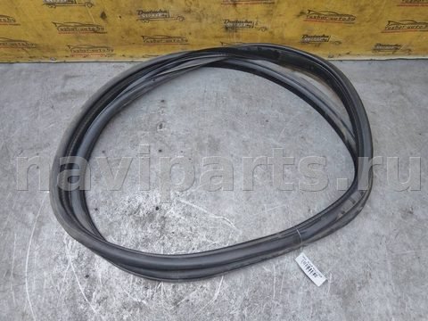 Уплотнитель двери задней правой Peugeot 407, 2004 г., арт. 130164