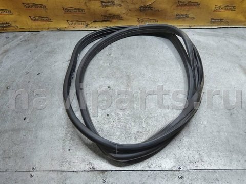 Уплотнитель двери задней правой Opel Astra, 2004 г., арт. 141536