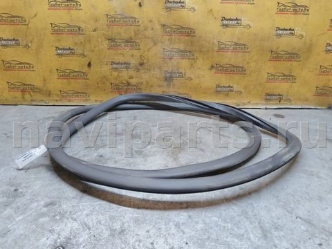 Уплотнитель двери задней правой Audi A4 B6, 2000 г., арт. 145599