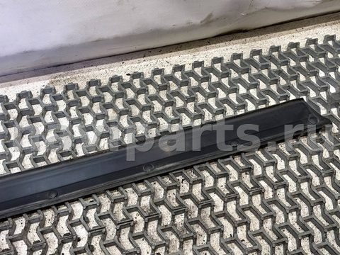 Уплотнитель двери задней правой Mercedes GL X164, 2007 г., OEM A1646905662, арт. 4-194, фото 2