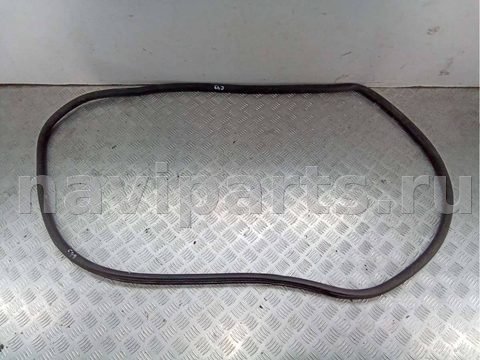 Уплотнитель двери задней правой Skoda Superb, 2002 г., OEM 3U5867368C, арт. 43416023