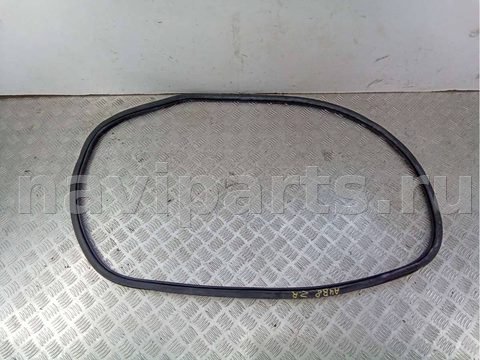 Уплотнитель двери задней правой Audi A4 B8, 2010 г., OEM 8K5833721F, арт. 46081599