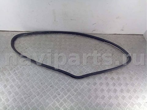 Уплотнитель двери задней правой Volkswagen Passat B5, 2002 г., арт. 50925424
