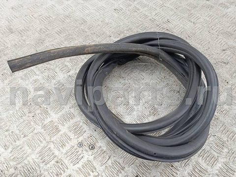 Уплотнитель двери задней правой Citroen Xsara Picasso, 2004 г., арт. 53939638