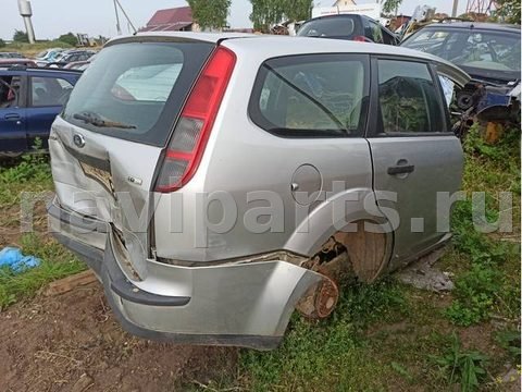 Уплотнитель двери задней правой Ford Focus, 2005 г., арт. 61451
