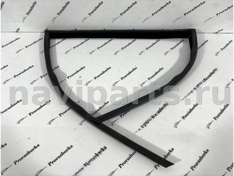 Уплотнитель двери задней правой BMW X5 E70, 2012 г., OEM 4879135, арт. 6445