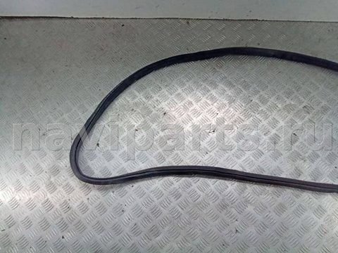 Уплотнитель двери задней правой Volkswagen Passat B7, 2012 г., арт. 82258678