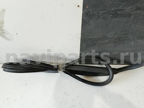 Уплотнитель двери задней правой Ford Fiesta, 2009 г., арт. 93034187