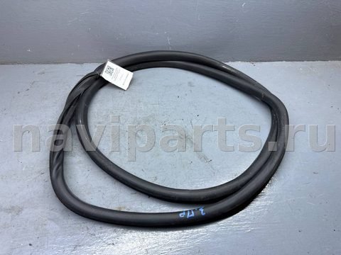 Уплотнитель двери задней правой Volkswagen Tiguan, 2012 г., OEM 5N0867913, арт. B111744046
