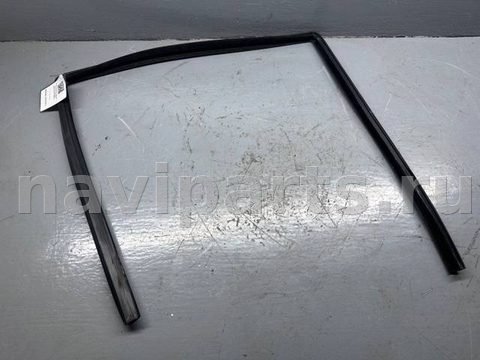 Уплотнитель двери задней правой Mercedes E W211, 2007 г., OEM A2117300478, арт. B92377211