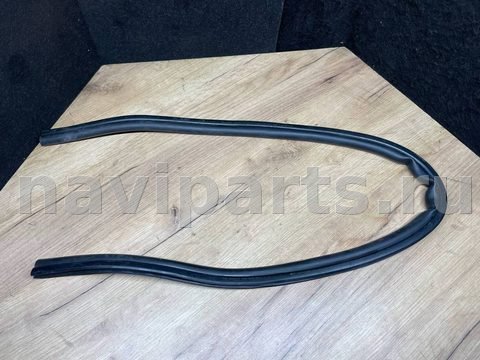 Уплотнитель капота BMW 2 F44, 2022 г., OEM 7450916, арт. 1811-48