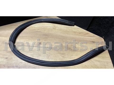 Уплотнитель капота BMW 1 F40, 2020 г., OEM 7450916, арт. 1811-50