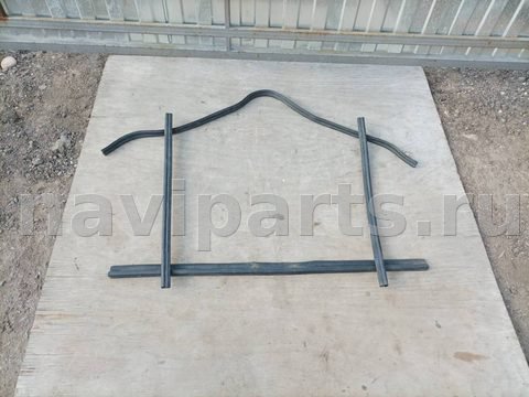 Уплотнитель капота BMW Z4, 2011 г., OEM 7191515, арт. 1811-53