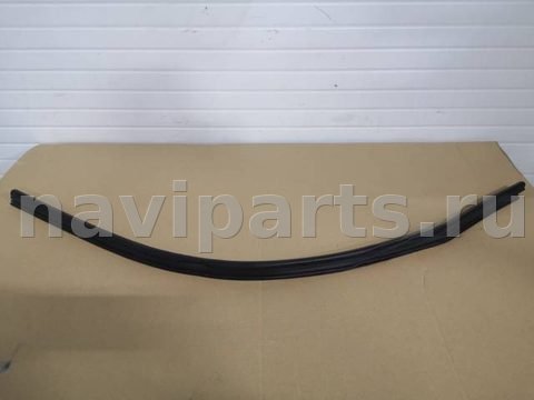 Уплотнитель капота Mercedes C W205, 2014 г., OEM A2058870000, арт. 2403139