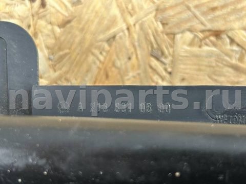 Уплотнитель капота Mercedes AMG GT, 2017 г., OEM A2138870098, арт. 2410179, фото 5
