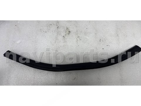 Уплотнитель капота Mercedes C W204, 2009 г., OEM A2046280198, арт. 28094
