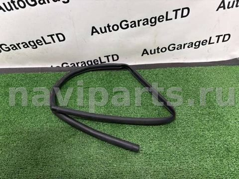 Уплотнитель капота BMW X7 G07, 2023 г., OEM 51767495997, арт. 35641