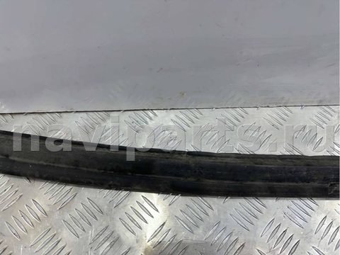 Уплотнитель капота Audi A4 B8, 2012 г., OEM 8T0823723A, арт. 71050349, фото 3