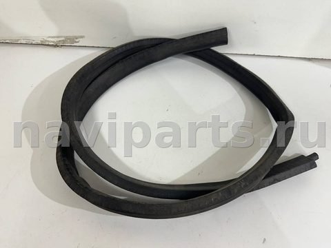Уплотнитель капота Audi A6 Allroad C5, 2002 г., OEM 4B0823731, арт. 92095547