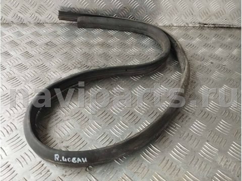 Уплотнитель капота Renault Logan, 2019 г., арт. B46575336