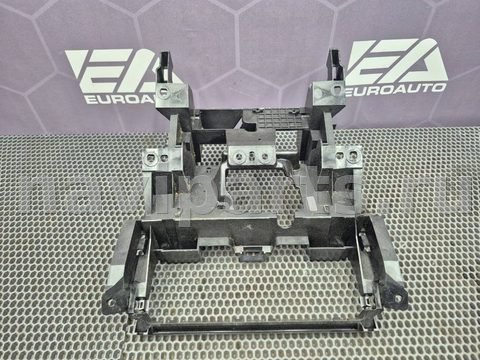 Усилитель торпедо Land Rover Range Rover Sport, 2020 г., OEM LR100278, арт. 114726273