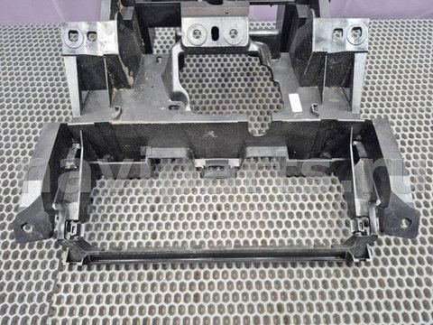 Усилитель торпедо Land Rover Range Rover Sport, 2020 г., OEM LR100278, арт. 114726273, фото 2