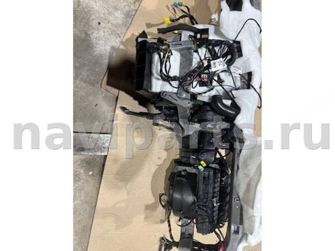 Усилитель торпедо Mercedes GLE W166, 2015 г., арт. 16639