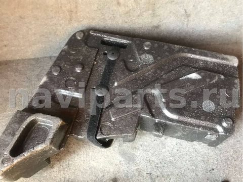 Новое Volkswagen Touareg, 2010 г., OEM 4L0012112C, арт. 04682_2