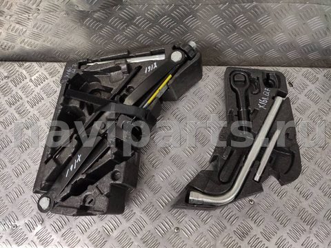 Новое Audi Q7 4L, 2014 г., OEM 4L0011075, арт. 101788636