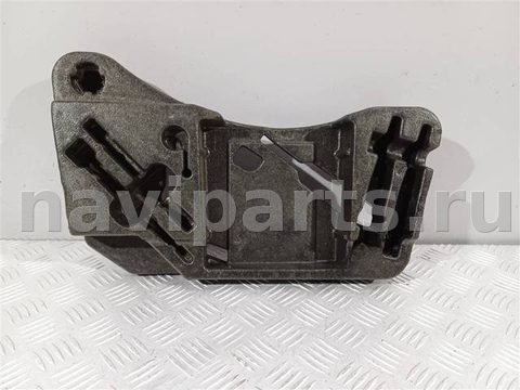 Новое Volkswagen Touareg, 2010 г., OEM 7P6012112A, арт. 29733